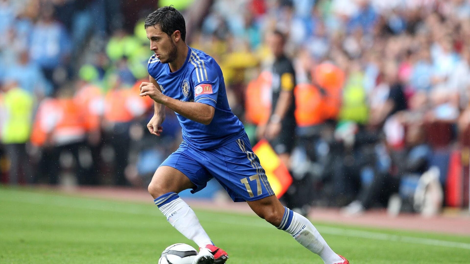 城市地铁“站间快走挑战”公益活动 号召上班族多站少坐